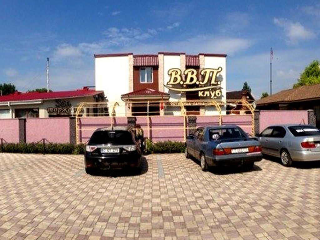 Vvp Club Hotel Tiraspol Bagian luar foto