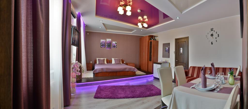 Vvp Club Hotel Tiraspol Ruang foto